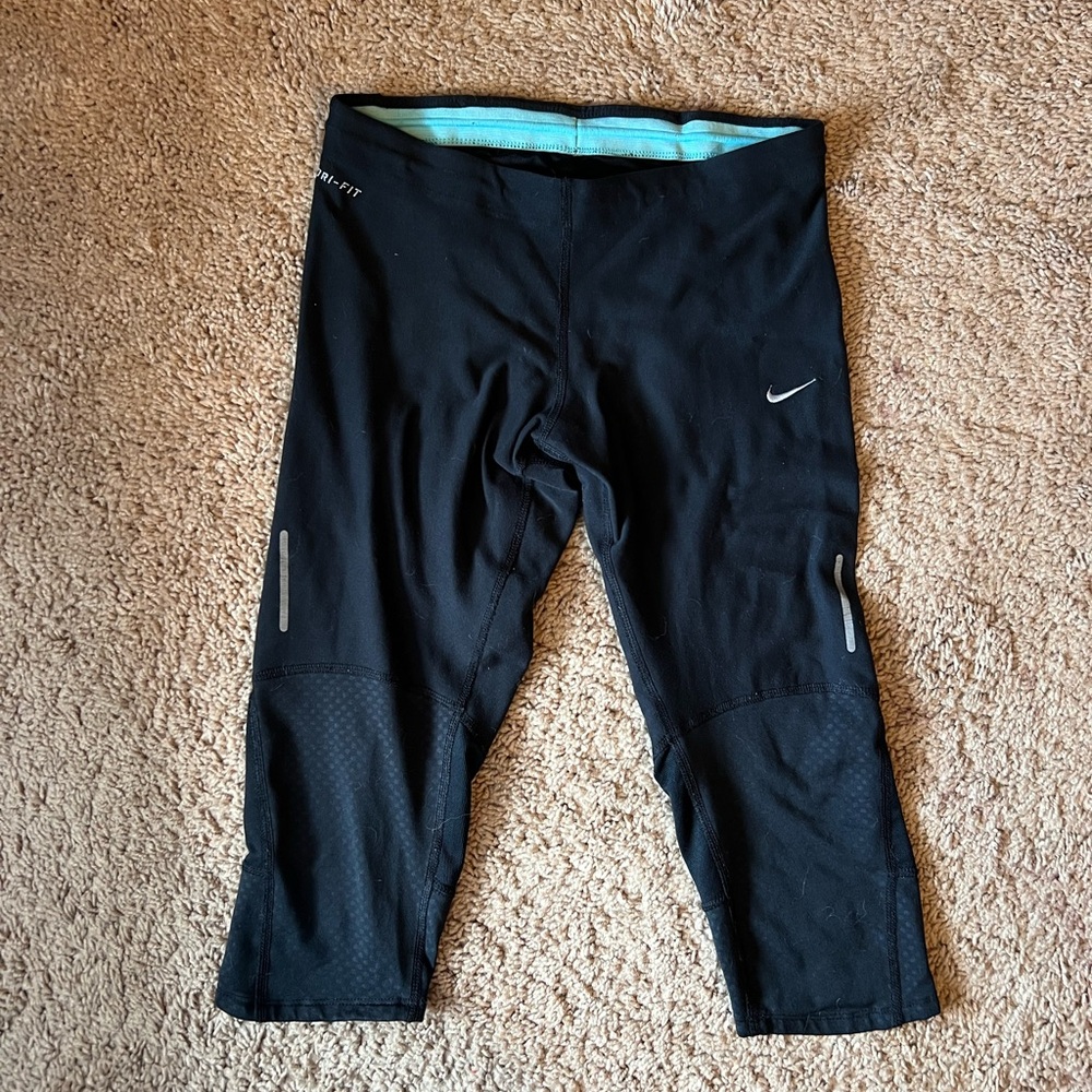 Nike Black Performance Capris